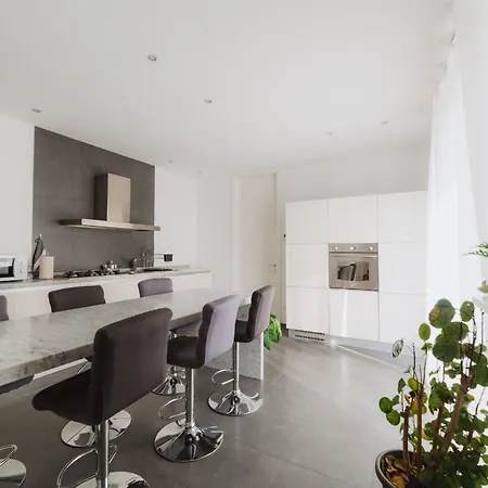 Civiconr3 Apartment Sona